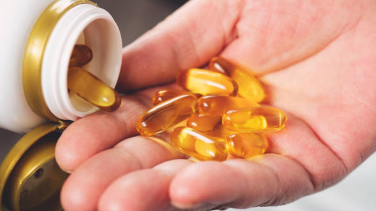 Vitamin-D supplements: ভিটামিন-ডি সাপ্লিমেন্ট অতিরিক্ত খেলে হতে পারে মারাত্মক বিপদ Vitamin-D supplements: ভিটামিন-ডি সাপ্লিমেন্ট অতিরিক্ত খেলে হতে পারে মারাত্মক বিপদ