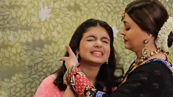 পাপারাৎজিদের সামনেই মেয়ের সঙ্গে এ কী করলেন রাই-সুন্দরী! পাপারাৎজিদের সামনেই মেয়ের সঙ্গে এ কী করলেন রাই-সুন্দরী!