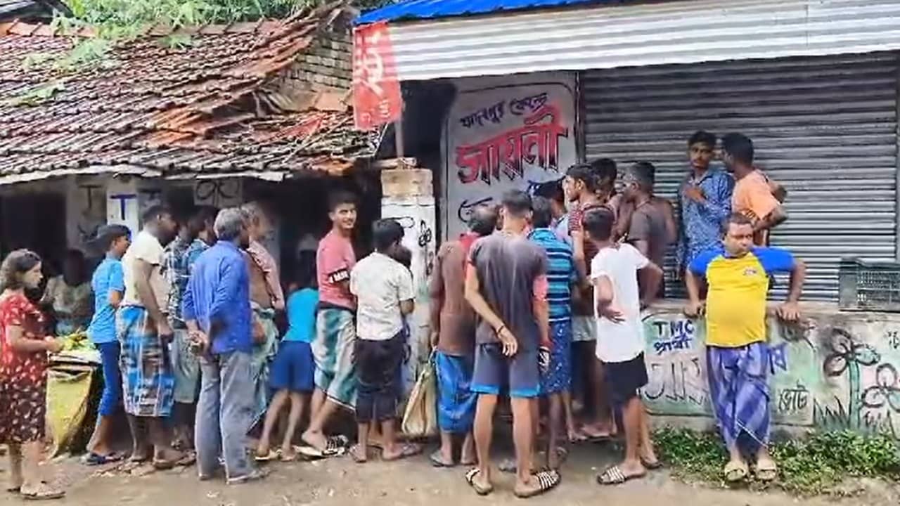 Bhangar: দুই সঙ্গী চম্পট দিলেও তাঁর ভাগ্য সঙ্গ দেয়নি, বাইক চুরি করতে গিয়ে হাতেনাতে ধরা পড়তেই বেদম মার ভাঙড়ের যুবককে