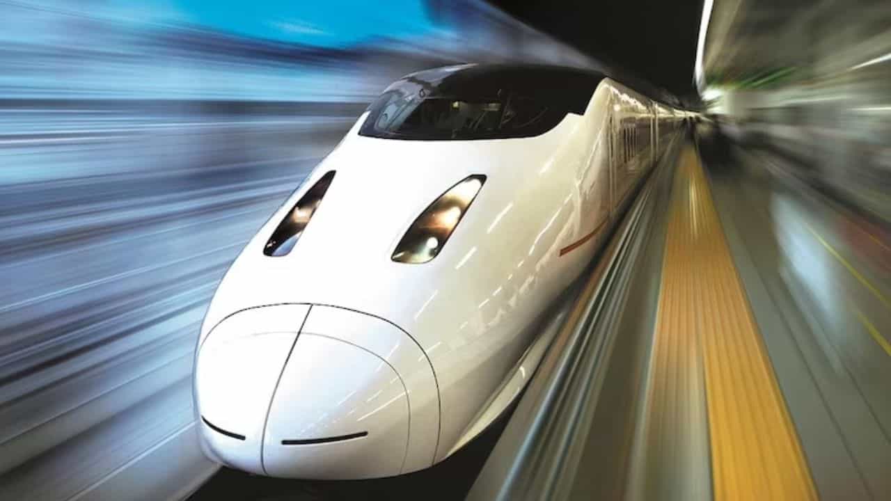 Rail minister on bullet train: বাংলায় চলবে বুলেট ট্রেন? সংসদে কী বললেন রেলমন্ত্রী Rail minister on bullet train: বাংলায় চলবে বুলেট ট্রেন? সংসদে কী বললেন রেলমন্ত্রী