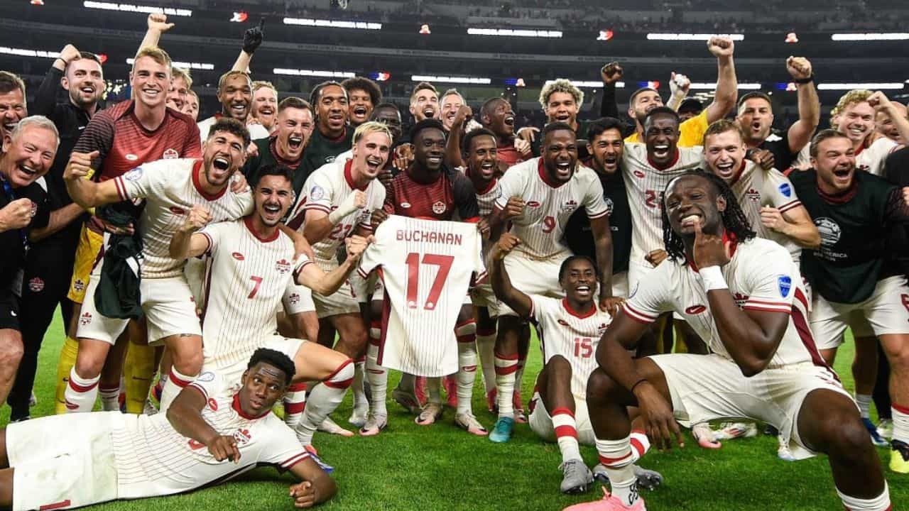 Copa America 2024: ইতিহাস কানাডার, কোপায় অভিষেকেই সেমিফাইনালে; ট্রাইব্রেকারে হার ভেনেজুয়েলার Copa America 2024: ইতিহাস কানাডার, কোপায় অভিষেকেই সেমিফাইনালে; ট্রাইব্রেকারে হার ভেনেজুয়েলার