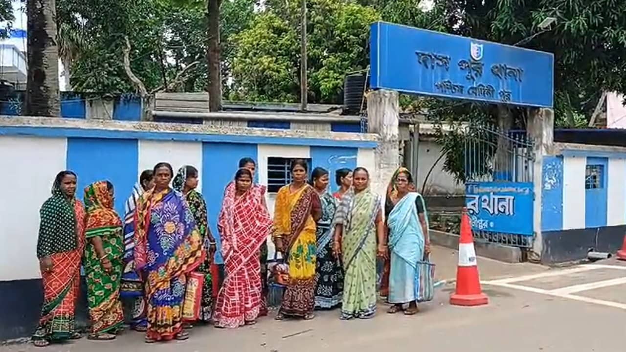 Investment in Share Market: শেয়ারে মার্কেটে ১ লক্ষ টাকা ঢাললেই মাসে ৮ হাজার, গ্রামবাসীর বিশ্বাস জিতেই বেপাত্তা দাসপুরের দম্পতি