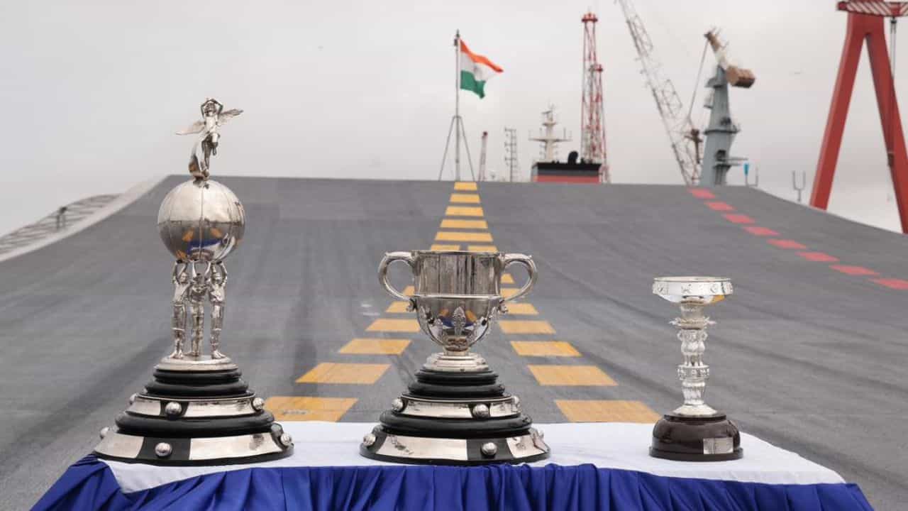 Durand Cup: কলকাতার পাশাপাশি আরও দুই নতুন শহরে ডুরান্ড, কবে টুর্নামেন্টের ঢাকে কাঠি? Durand Cup: কলকাতার পাশাপাশি আরও দুই নতুন শহরে ডুরান্ড, কবে টুর্নামেন্টের ঢাকে কাঠি?