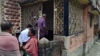 Mid Day Meal: সাপ ব্যাঙ টিকটিকির তালিকায় নয়া সংযোজন, এবার দুপুরের মিলে গিরগিটি