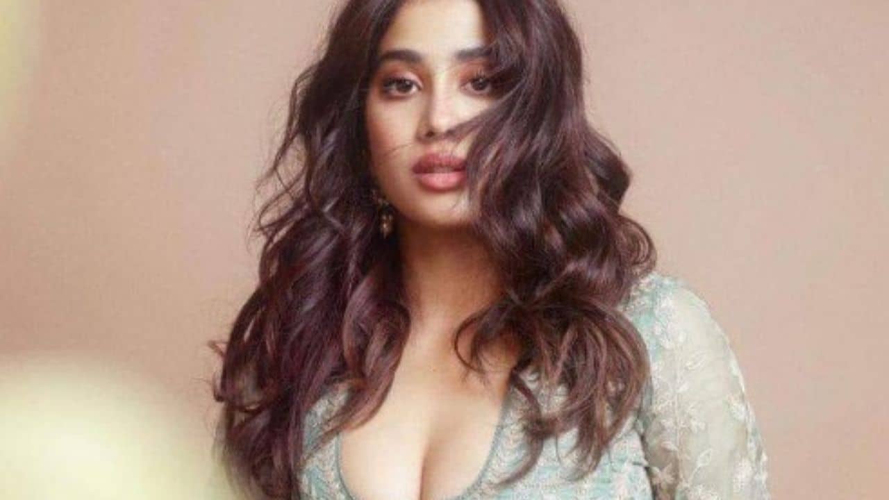 প্রত্যেক মাসেই ব্রেকআপ করতেন, অভ্যস্থ হয়ে গিয়েছিলেন জাহ্নবীর প্রেমিক