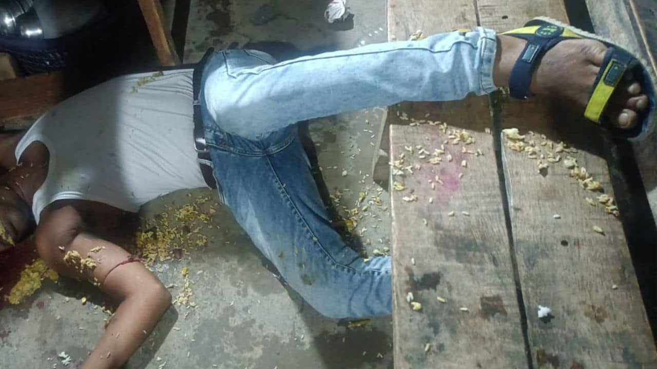 Kalna: চায়ের গুমটি দোকানে সবেমাত্র মুড়ি খেতে বসেছিলেন, মাথা ফুঁড়ে বেরিয়ে যায় ঘিলু