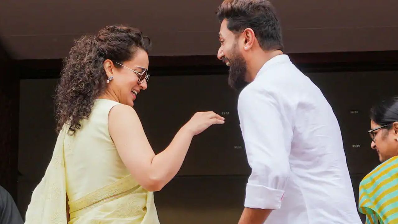 ১৩ বছর আগে 'হ্যাঁ' বলেছিলেন কঙ্গনা... চিরাগের মুখ থেকে বেরিয়ে এল আসল কথা ১৩ বছর আগে 'হ্যাঁ' বলেছিলেন কঙ্গনা... চিরাগের মুখ থেকে বেরিয়ে এল আসল কথা