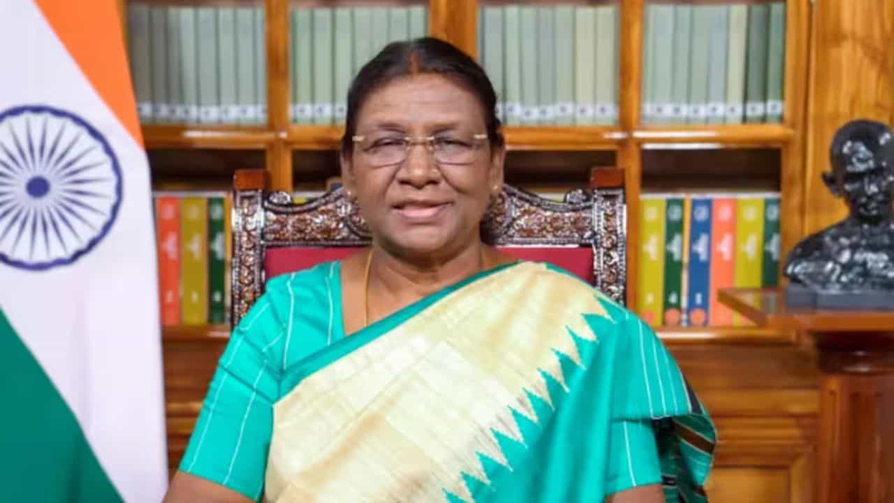 রাষ্ট্রপতির বড় সিদ্ধান্ত, ৯ রাজ্য পেল নতুন রাজ্যপাল রাষ্ট্রপতির বড় সিদ্ধান্ত, ৯ রাজ্য পেল নতুন রাজ্যপাল