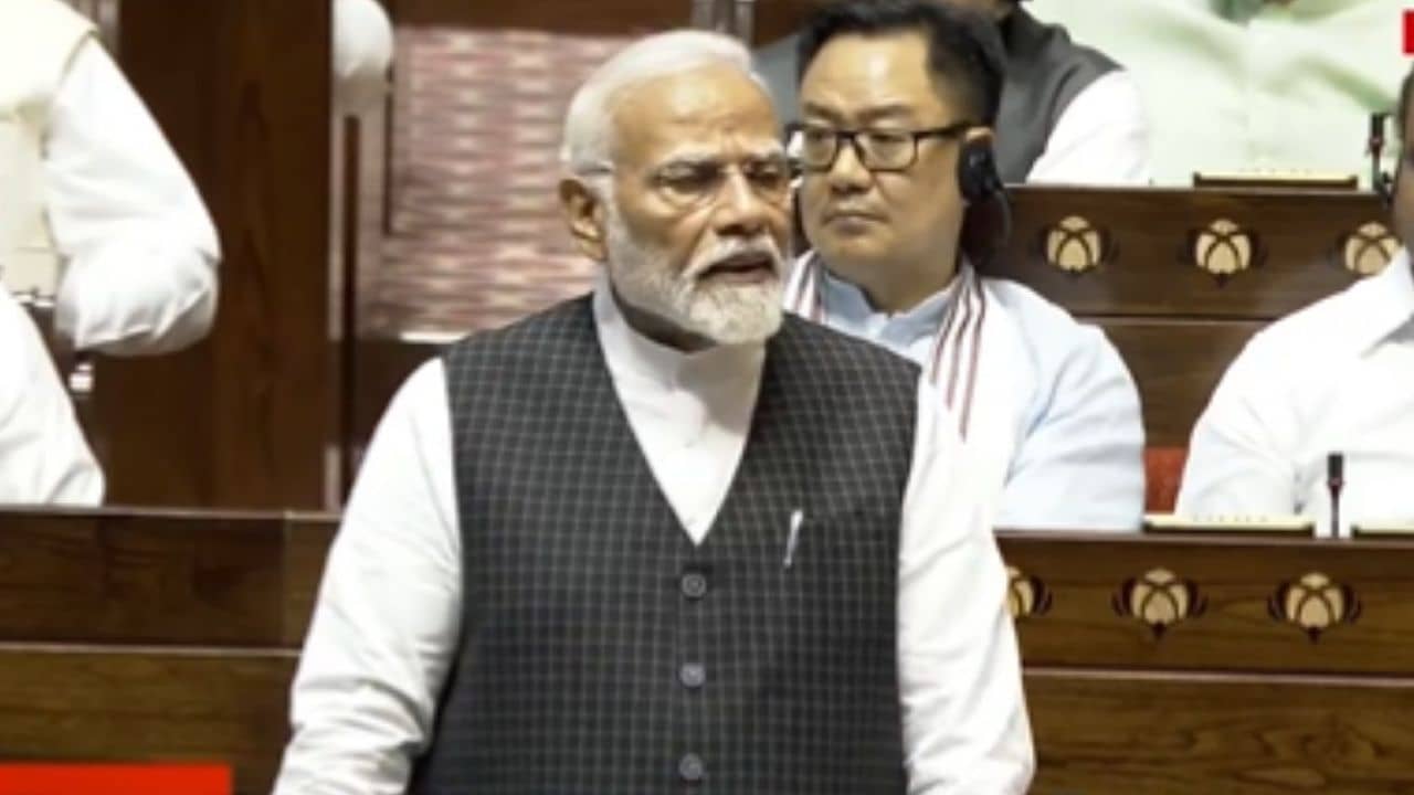 এর থেকে লজ্জার কী হতে পারে?, চোপড়ার নৃশংস ভিডিয়ো দেখে সংসদে সরব প্রধানমন্ত্রী