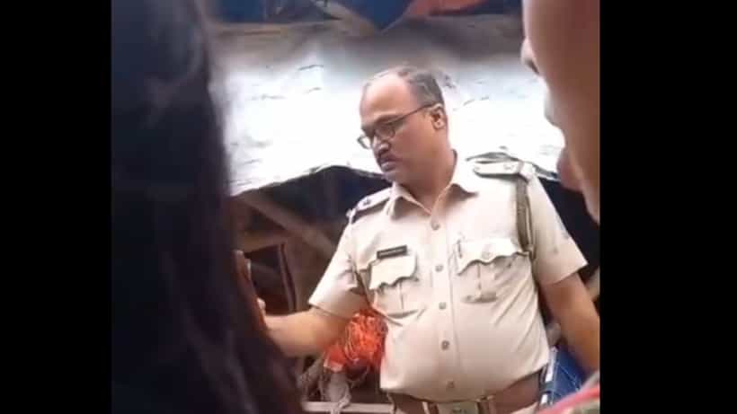 Purba Medinipur: ভিক্ষা চাইতে গিয়ে চুরির চেষ্টা! হাতেনাতে ধরে পুলিশ ডাকল গ্রামবাসীরা