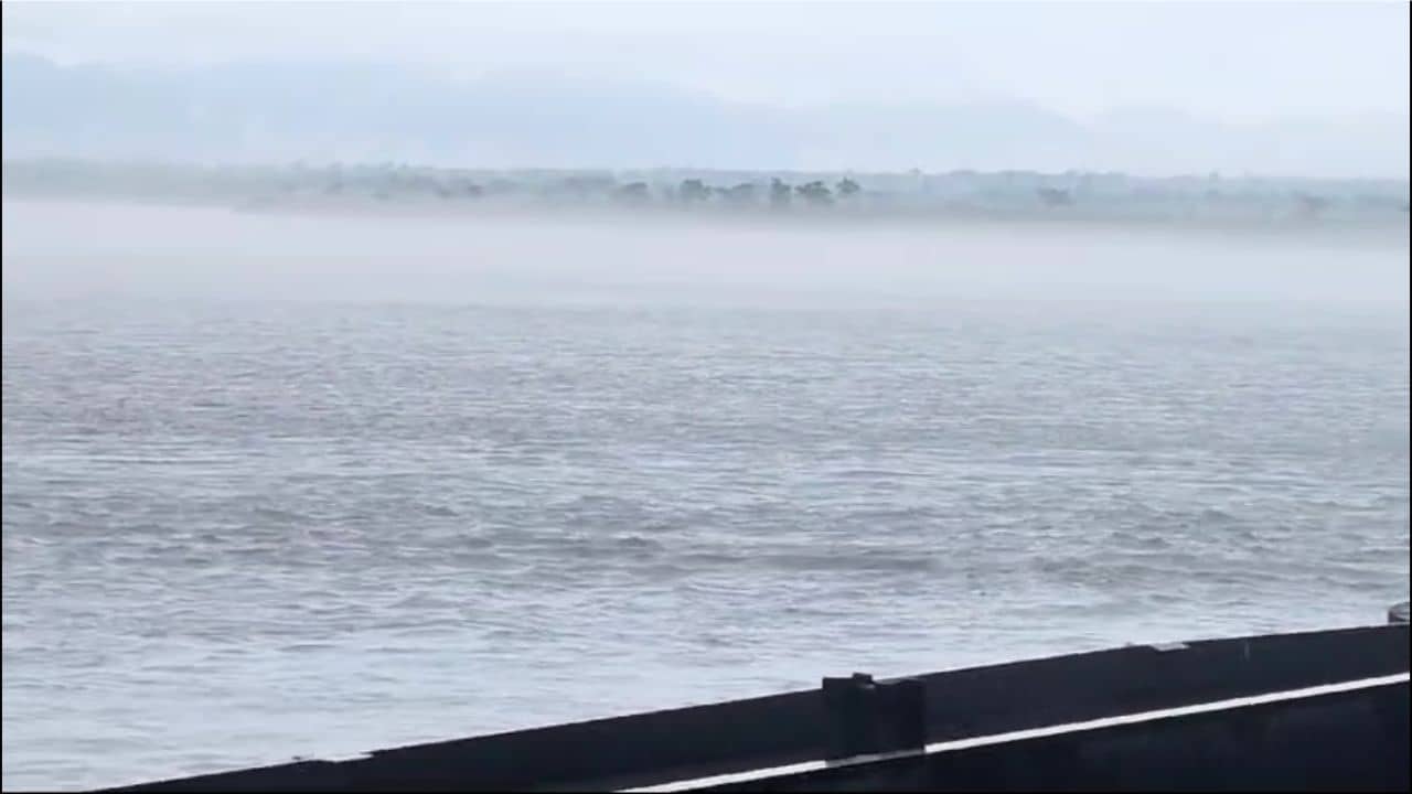 Teesta River: ফুঁসছে তিস্তা, জারি লাল সতর্কতা! অঝোরে বৃষ্টিতে জলমগ্ন টোটগাঁও