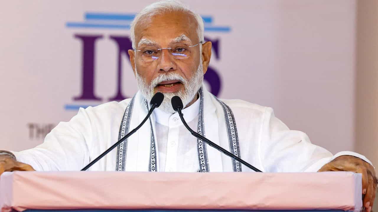 '৮ কোটি কর্মসংস্থান চুপ করিয়ে দিয়েছে...', নাম না করে কাকে উন্নয়নের শত্রু বললেন প্রধানমন্ত্রী? '৮ কোটি কর্মসংস্থান চুপ করিয়ে দিয়েছে...', নাম না করে কাকে উন্নয়নের শত্রু বললেন প্রধানমন্ত্রী?