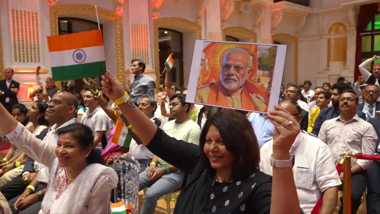 Narendra Modi: ৪১ বছর পর ভিয়েনায় ভারতের প্রধানমন্ত্রী, ভিডিয়ো প্রকাশ করলেন মোদী