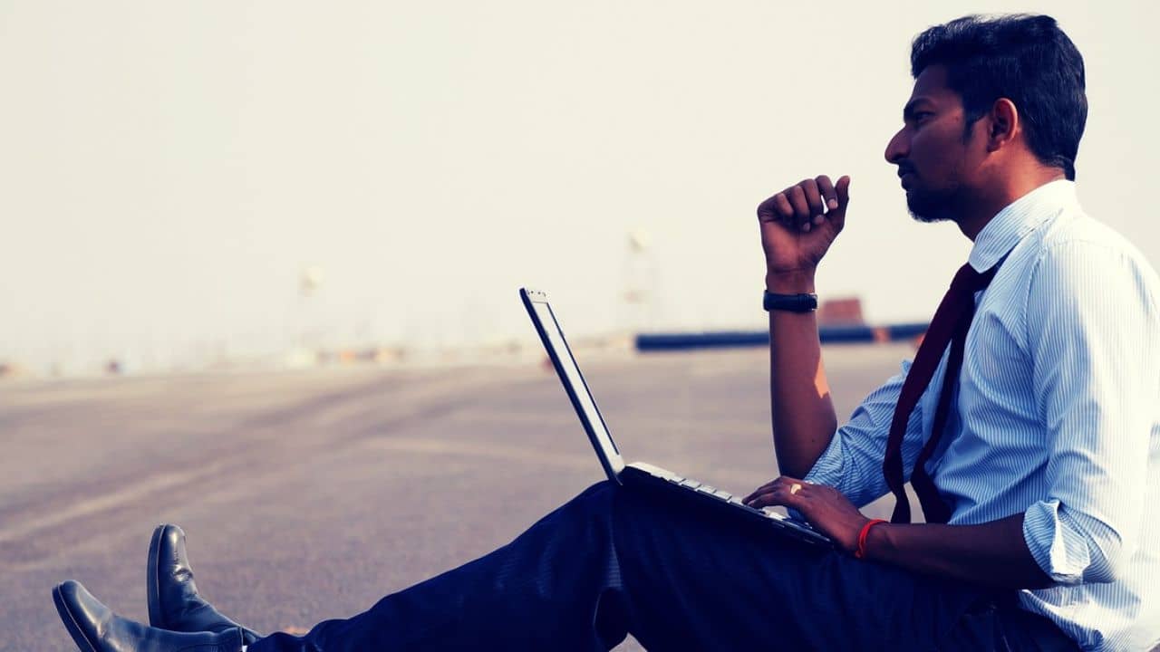 Economic Survey: প্রত্যেক বছর ৭৮ লক্ষ চাকরি! অর্থনৈতিক সমীক্ষায় আর কী বললেন অর্থমন্ত্রী