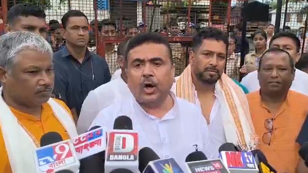 Suvendu Adhikari: চোপড়াকাণ্ডে সিবিআই তদন্ত চাই, দাবি শুভেন্দু অধিকারীর Suvendu Adhikari: চোপড়াকাণ্ডে সিবিআই তদন্ত চাই, দাবি শুভেন্দু অধিকারীর