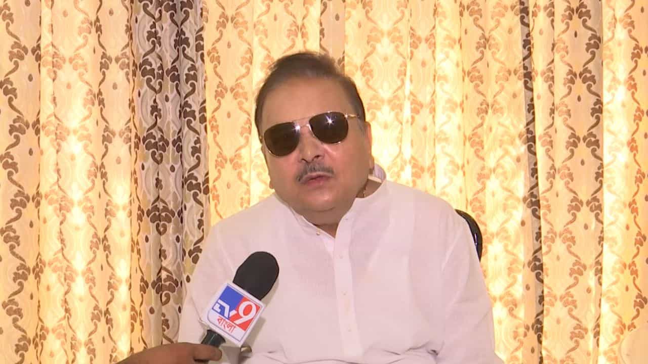 Madan Mitra: 'তৃণমূলের ভিতর কিলবিল করছে সিপিএম', গণপিটুনি নিয়ে ব্যাখ্যা মদনের Madan Mitra: 'তৃণমূলের ভিতর কিলবিল করছে সিপিএম', গণপিটুনি নিয়ে ব্যাখ্যা মদনের