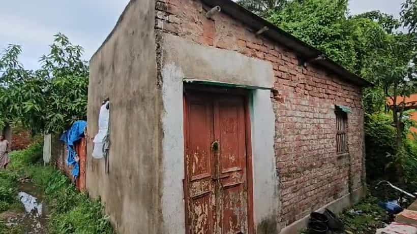 Kolkata: রাত থেকে আসছিল দুর্গন্ধটা, জঙ্গলে ঢুকতেই চোখ কপালে পুলিশের, তুলে নিয়ে গেল ছেলে-বৌমাকে