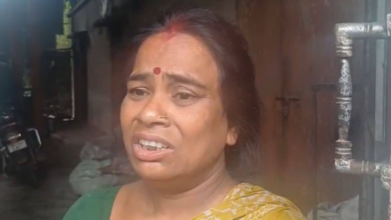 Lynching: এই টাকা কোথায় রেখেছিস বলেই ছেলেও মারল ওর বাবাও..., যুবককের মৃত্যুতে সত্যিটা বলেই ফেললেন অভিযুক্তের স্ত্রী