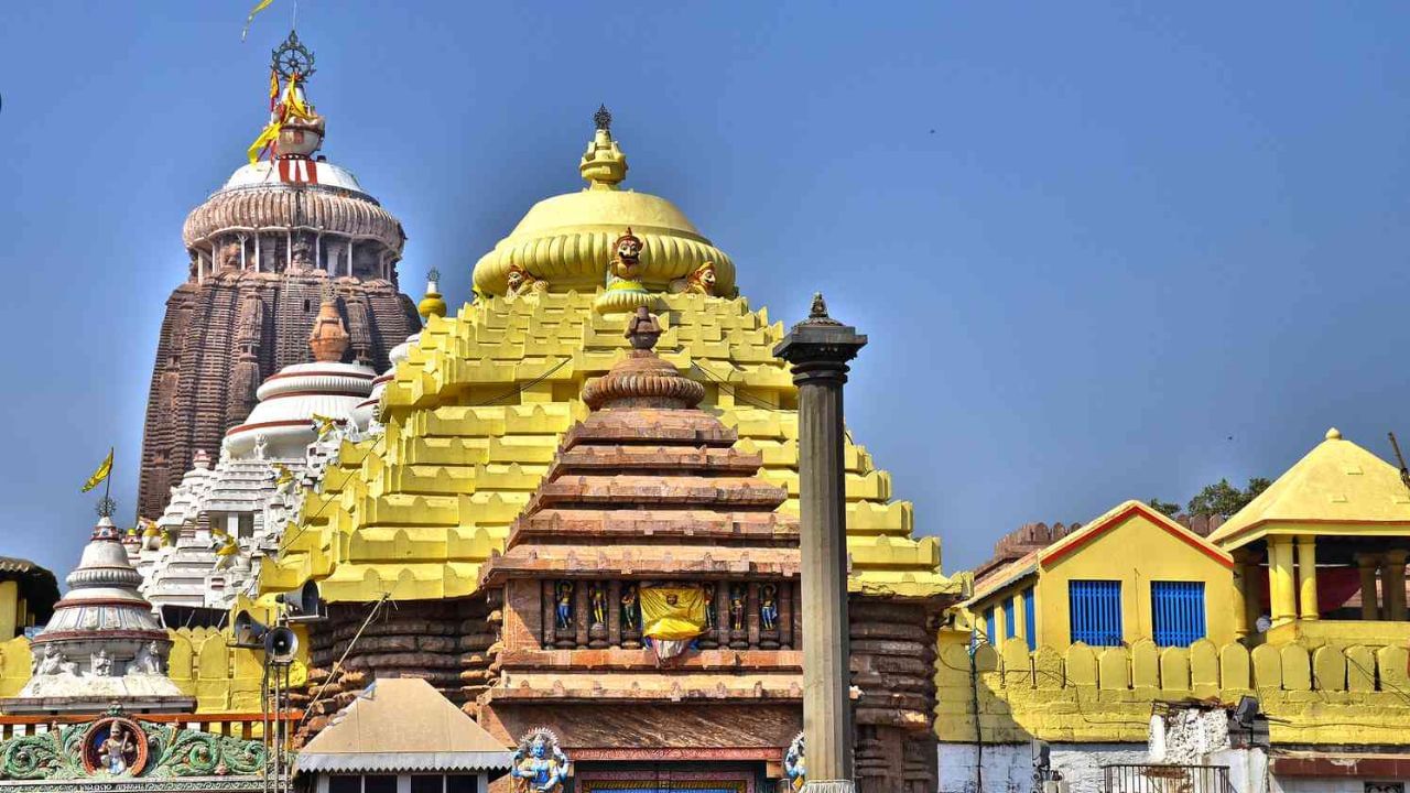 Jagannath Mandir Ratna Bhandar: ৪৬ বছর পর খুলল পুরীর রত্ন ভাণ্ডারের দরজা, কী বের হল ভিতর থেকে?