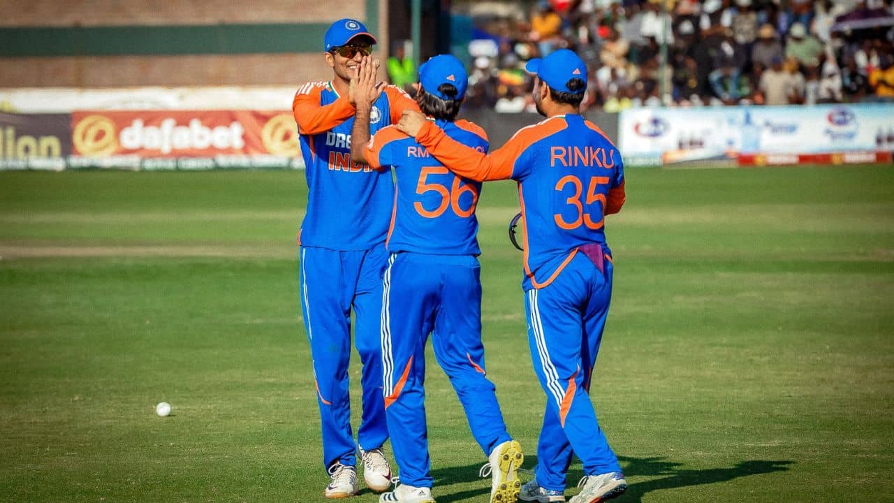 Rinku Singh: ব্যাটিংয়ে ১ বল সুযোগ, রাজার ক্যাচ নিয়েই চুমু খেলেন রিঙ্কু সিং