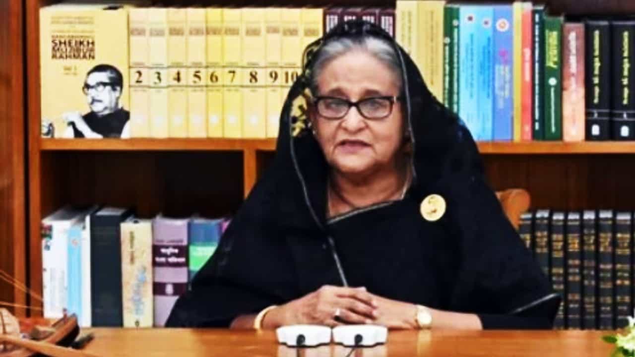 Bangladesh Quota Andolon: 'কোমলমতি' শিক্ষার্থীদের পাশে হাসিনা, দিলেন 'এই' আশ্বাস Bangladesh Quota Andolon: 'কোমলমতি' শিক্ষার্থীদের পাশে হাসিনা, দিলেন 'এই' আশ্বাস