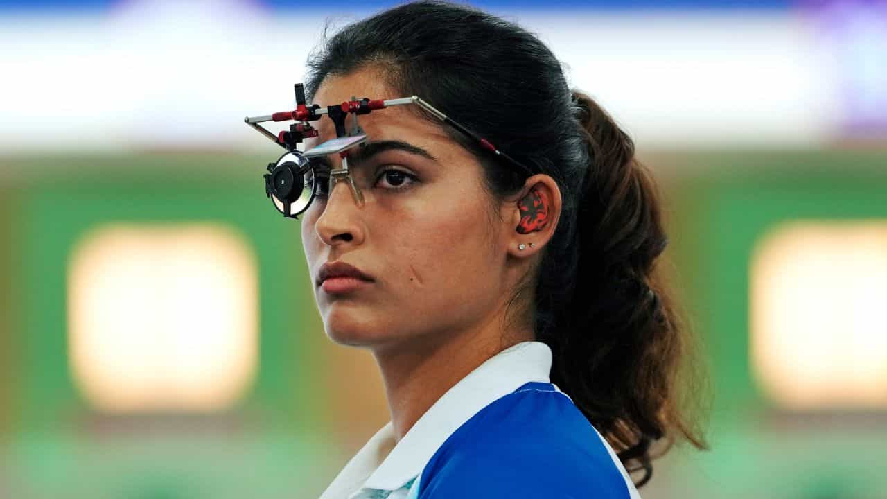 Manu Bhaker Bronze: প্যারিসে প্রথম পদক ভারতের, মেয়েদের শুটিংয়ে মনু ভাকেরের ইতিহাস Manu Bhaker Bronze: প্যারিসে প্রথম পদক ভারতের, মেয়েদের শুটিংয়ে মনু ভাকেরের ইতিহাস