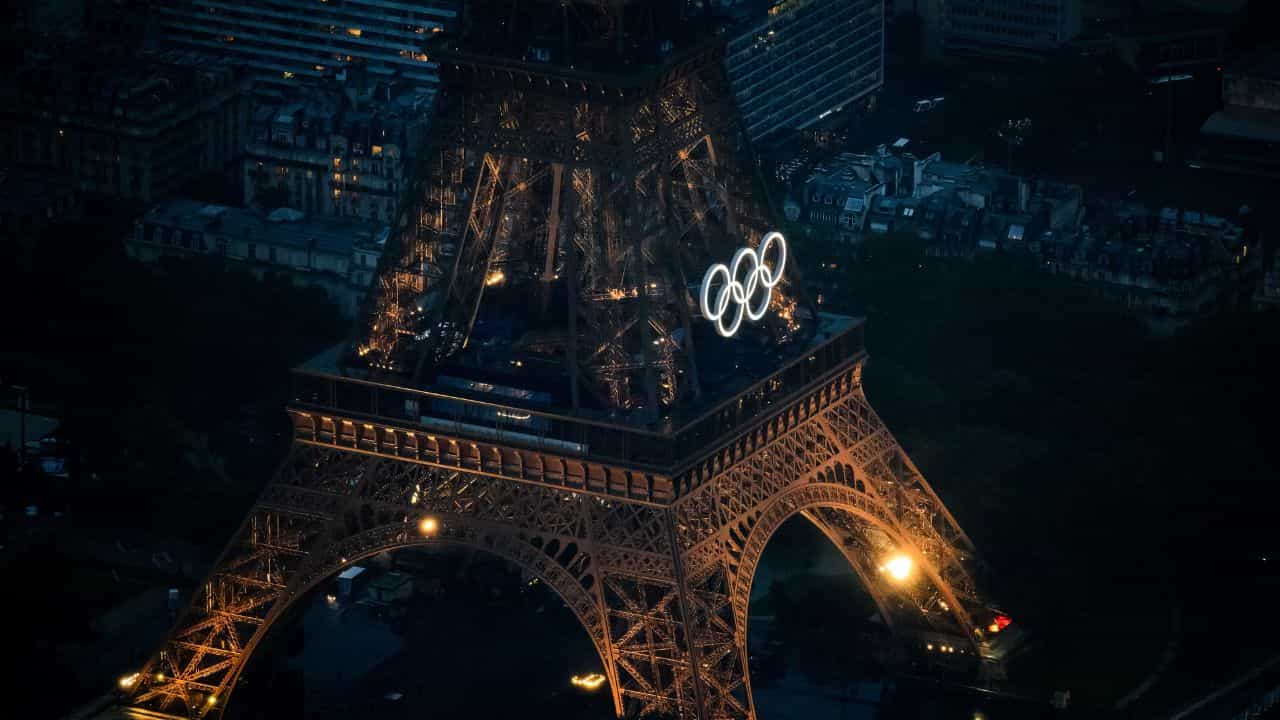 Paris 2024: রেল লাইনে হানার পর নতুন বিপত্তি প্যারিসে, নজিরবিহীন ভাবে পিছিয়ে দেওয়া হল ইভেন্ট Paris 2024: রেল লাইনে হানার পর নতুন বিপত্তি প্যারিসে, নজিরবিহীন ভাবে পিছিয়ে দেওয়া হল ইভেন্ট