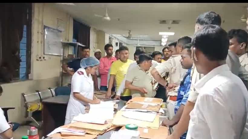 Birbhum: সাপে কেটেছিল, ভর্তি হয়েছিলেন হাসপাতালে, পরিণতি মর্মান্তিক, ধুন্ধুমার পরিস্থিতি