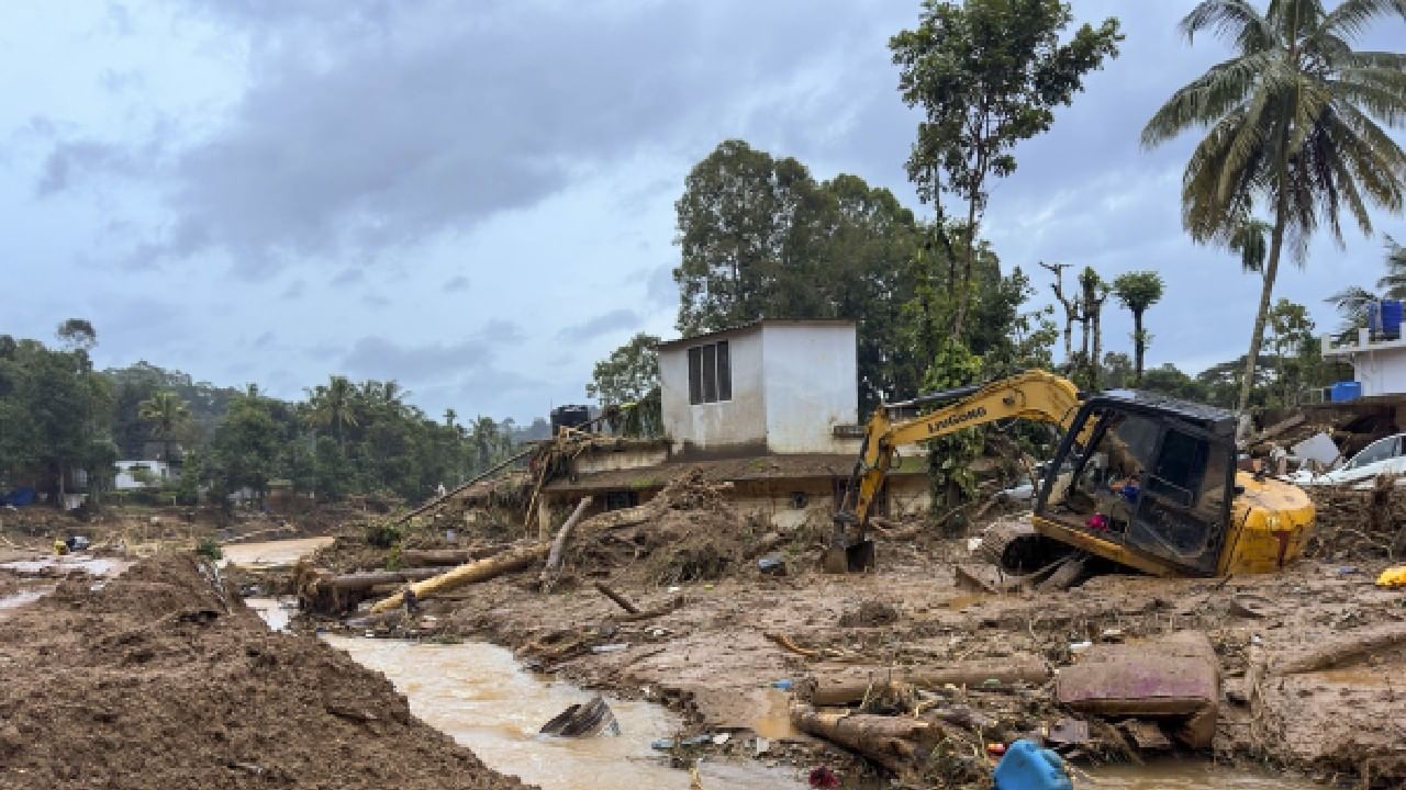 Wayanad landslides: ৪ ঘণ্টায় সব শেষ, আগেই সতর্ক করেছিল IIT, ওয়েনারে কী ঘটল মঙ্গল ভোরে?