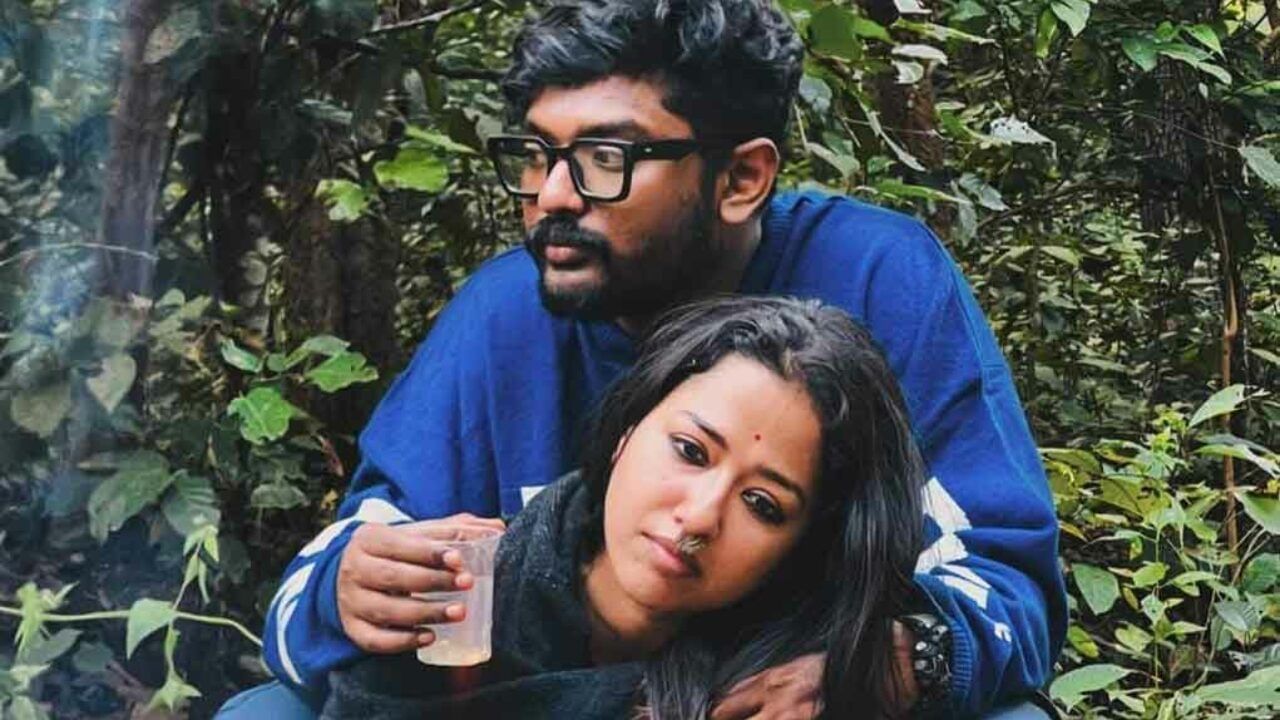 Shovon-Sohini: অবশেষে বাজল বিয়ের সানাই, কবে চার হাত এক হতে চলেছে শোভন-সোহিনীর Shovon-Sohini: অবশেষে বাজল বিয়ের সানাই, কবে চার হাত এক হতে চলেছে শোভন-সোহিনীর