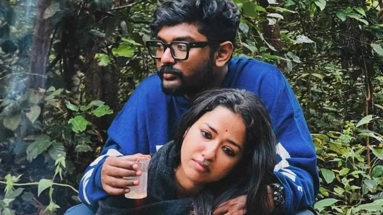 কেমন আছেন শোভন সোহিনী! বিয়ের পর এ কোন ছবি সামনে আনলেন জুটি?