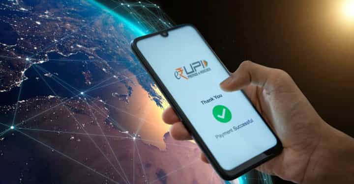 অনলাইন পেমেন্টে রেকর্ড লেনদেন, UPI-এর হাত ধরে ভারতের উত্থান! অনলাইন পেমেন্টে রেকর্ড লেনদেন, UPI-এর হাত ধরে ভারতের উত্থান!