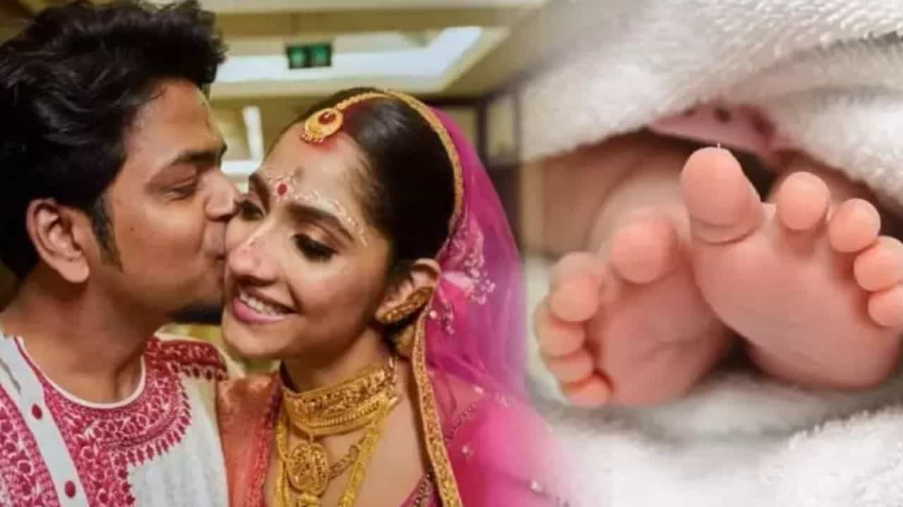 কীই মিষ্টি! মন ভরে যাবে, দুর্নিবারের ছেলের মুখ দেখেছেন? রইল... কীই মিষ্টি! মন ভরে যাবে, দুর্নিবারের ছেলের মুখ দেখেছেন? রইল...