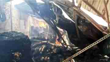 Nagerbazar Fire: নাগেরবাজারের মল রোড এলাকায় বিধ্বংসী আগুন, পাশাপাশি জ্বলছে দুটি কারখানা