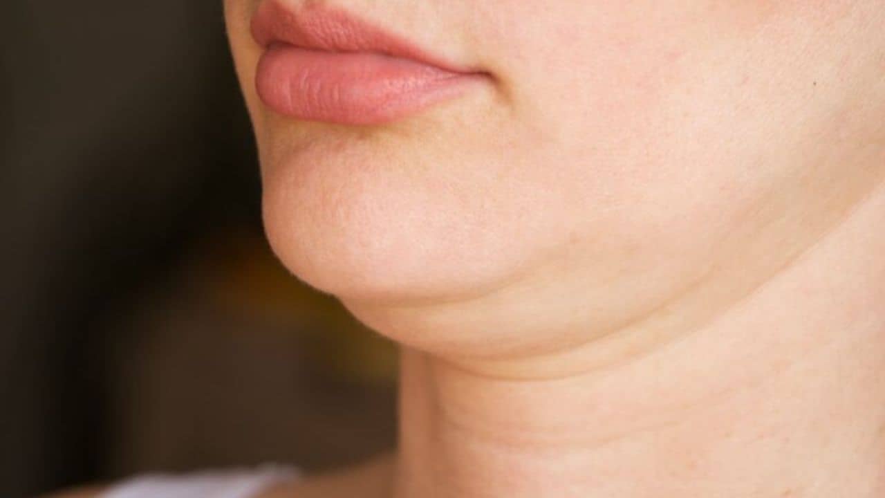 Double Chin: ৩ ব্যয়াম করলেই ঝরবে মেদ, থাকবে না ডবল চিন