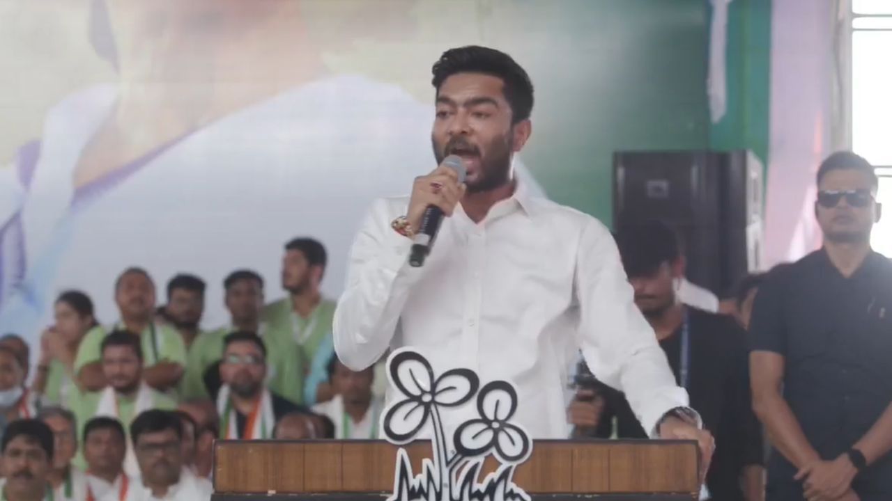 Abhishek Banerjee: ধর্ষণ বিরোধী আইন আনতে 'বিশেষ ক্ষমতা' প্রয়োগ করবেন অভিষেক! Abhishek Banerjee: ধর্ষণ বিরোধী আইন আনতে 'বিশেষ ক্ষমতা' প্রয়োগ করবেন অভিষেক!