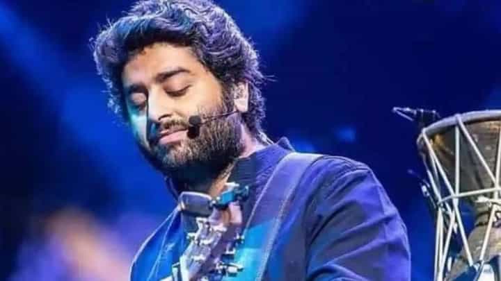Arijit Singh on RG Kar Doctor Death Update: তিলোত্তমার প্রতিবাদে অরিজিৎ সিং সরব হলেও পথে নামতে দেখা যায়নি তাঁকে, কিন্তু কেন? Arijit Singh on RG Kar Doctor Death Update: তিলোত্তমার প্রতিবাদে অরিজিৎ সিং সরব হলেও পথে নামতে দেখা যায়নি তাঁকে, কিন্তু কেন?