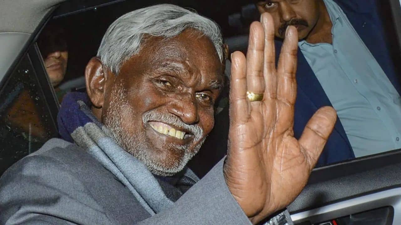 Champai Soren: নিজের পরিকল্পনার কথা জানিয়ে দিলেন চম্পাই সোরেন, কী হচ্ছে ঝাড়খণ্ডের রাজনীতিতে?