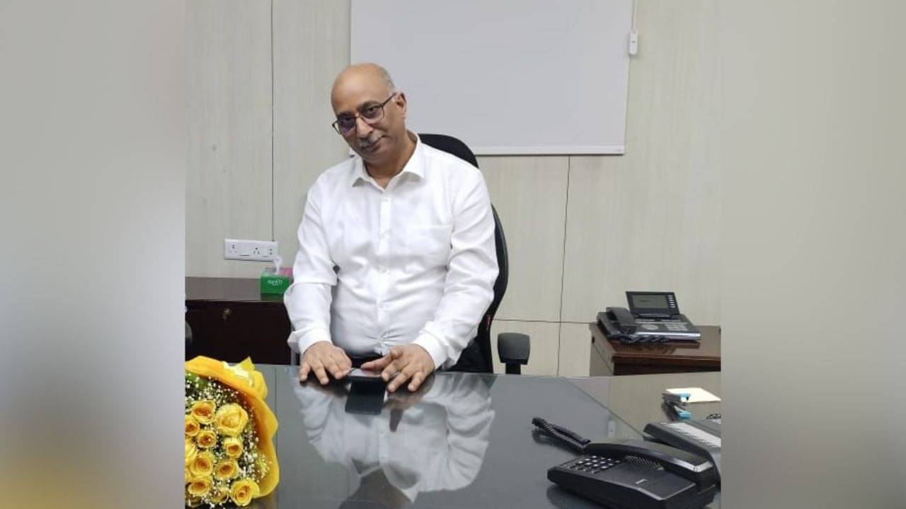 Chief Secretary Manoj Pant: এবার তাঁর কাঁধে মুখ্যসচিবের দায়িত্ব, কে এই মনোজ পন্থ?