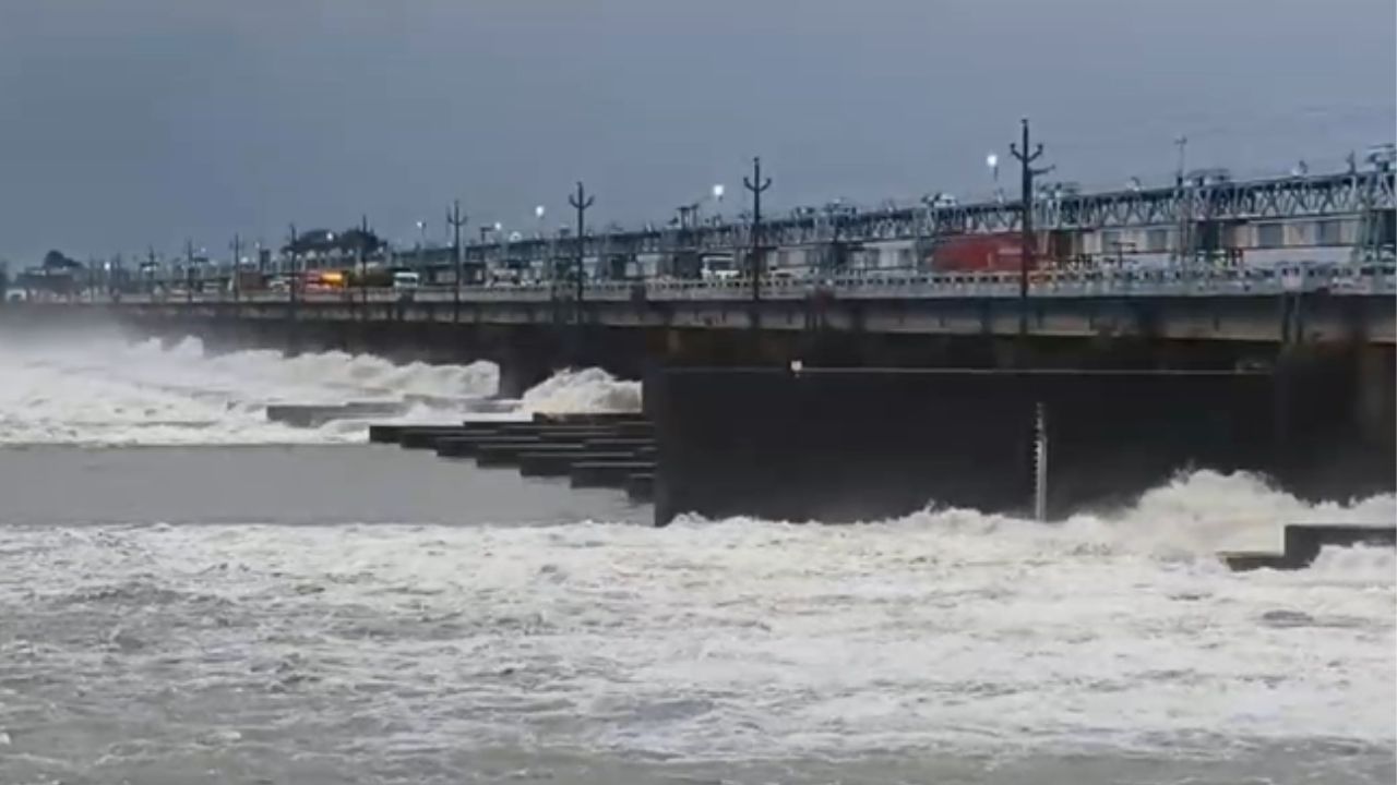 Bankura: বাড়ছে ডিভিসি-র জল ছাড়ার পরিমাণ, প্রহর গুনছে বাঁকুড়ার একাধিক গ্রাম