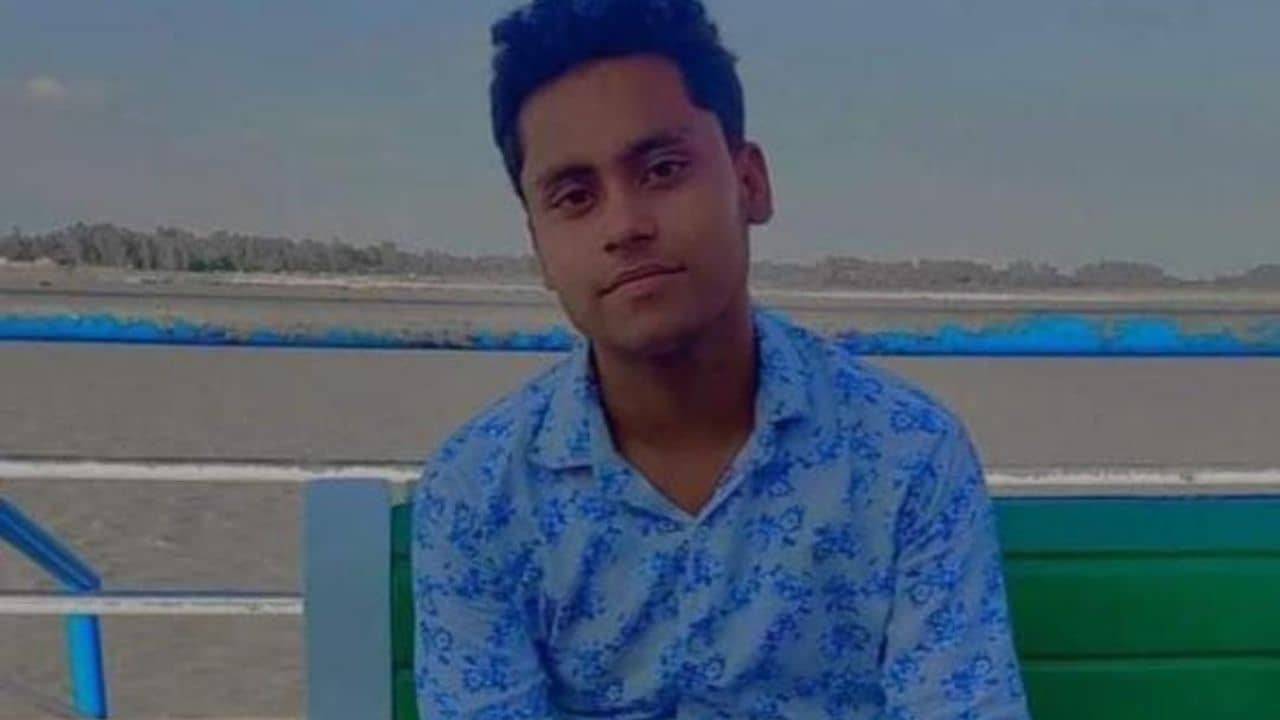 Murshidabad: বারবার বলছিলাম ডাক্তার দেখা... জ্বর হয়েছে ভেবে নিজেই ওষুধ খান দুদিন, তারপরও কমেনি, শেষমেশ কলেজছাত্রের শরীরে ধরা পড়ল আসল রোগ!