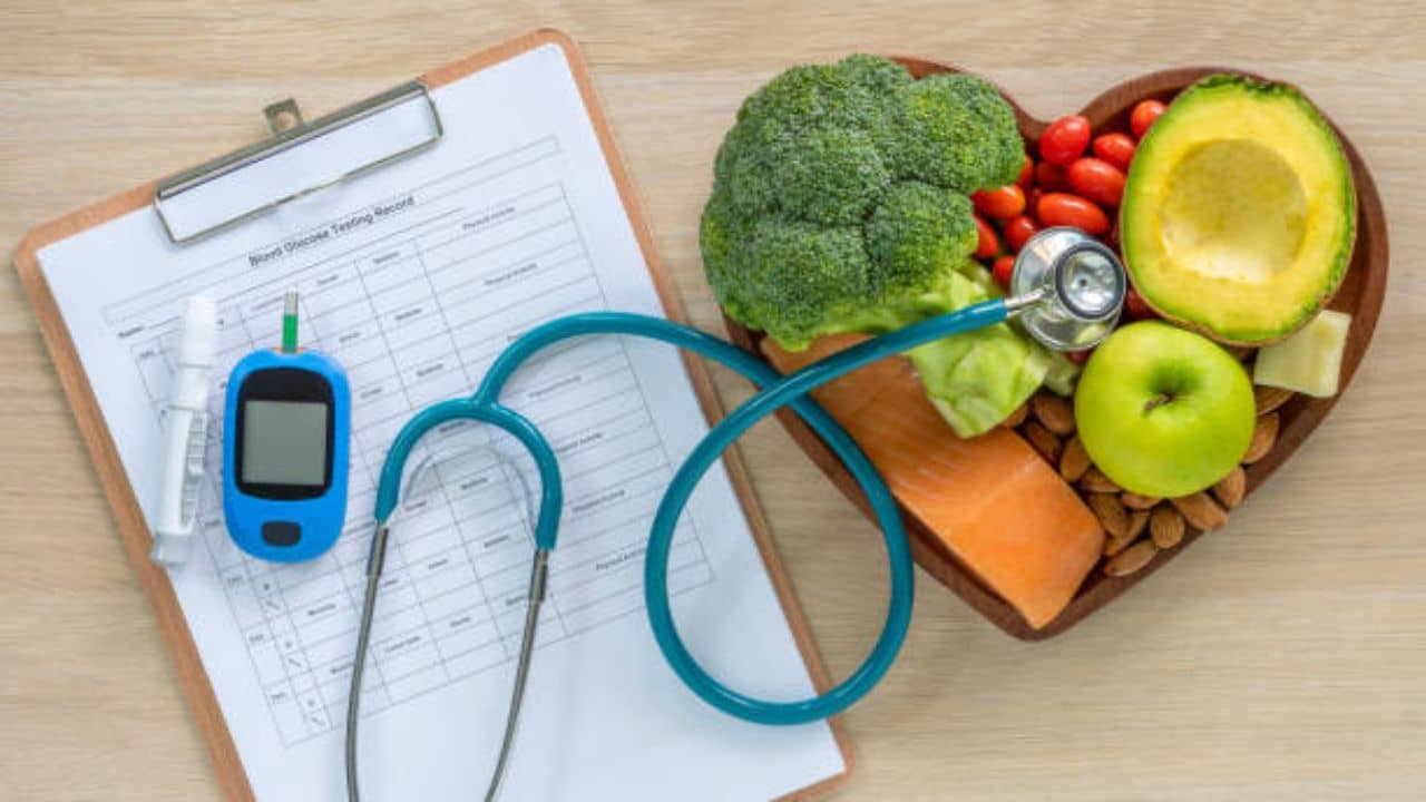 Diabetes: দৈনন্দিন জীবনে এই ৪ জিনিস মানলেই ডায়াবেটিসের ওষুধ খাওয়া থেকে মুক্তি