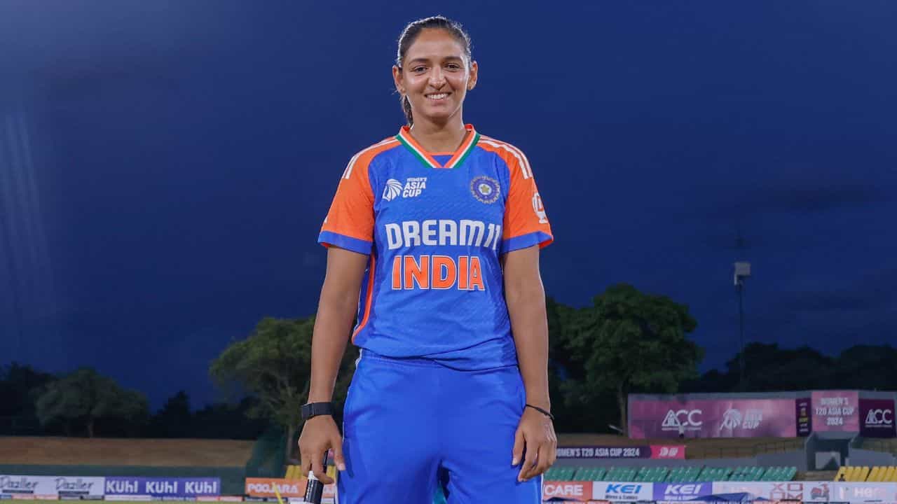 Harmanpreet Kaur: বিশ্বকাপের ফাইনাল ব্যারিকেড ভাঙতে আত্মবিশ্বাসী হরমনপ্রীত Harmanpreet Kaur: বিশ্বকাপের ফাইনাল ব্যারিকেড ভাঙতে আত্মবিশ্বাসী হরমনপ্রীত