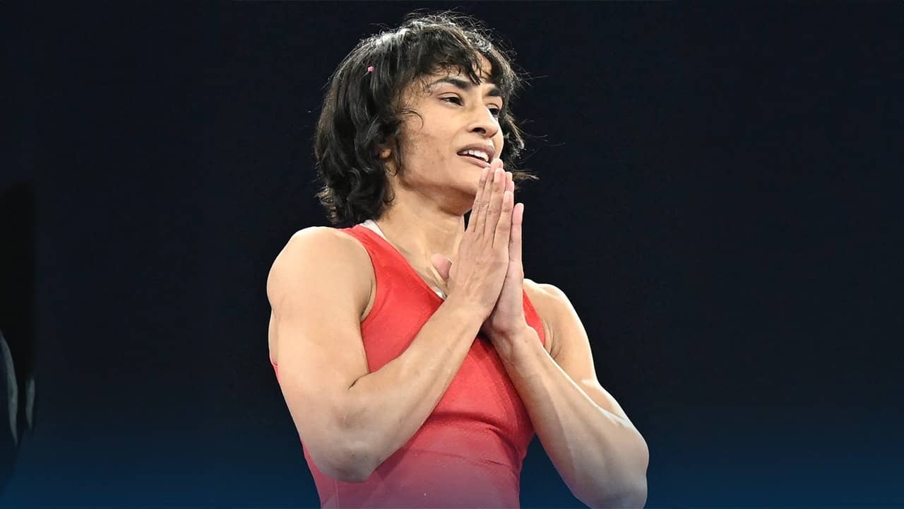 Vinesh Phogat: ভারতের বিরুদ্ধে ষড়যন্ত্র... বিনেশ ফোগাট ইসুতে IOC-কে কাঠগড়ায় তুললেন বিজেন্দর সিং