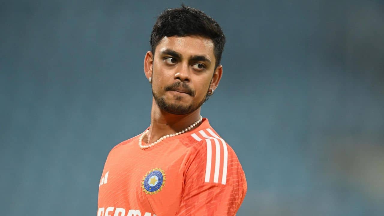 Ishan Kishan Bowling: ভারতের নতুন থ্রি-ডি ক্রিকেটার! পন্থের সঙ্গে টক্কর দিয়ে ঈশান কিষাণও বোলিংয়ে