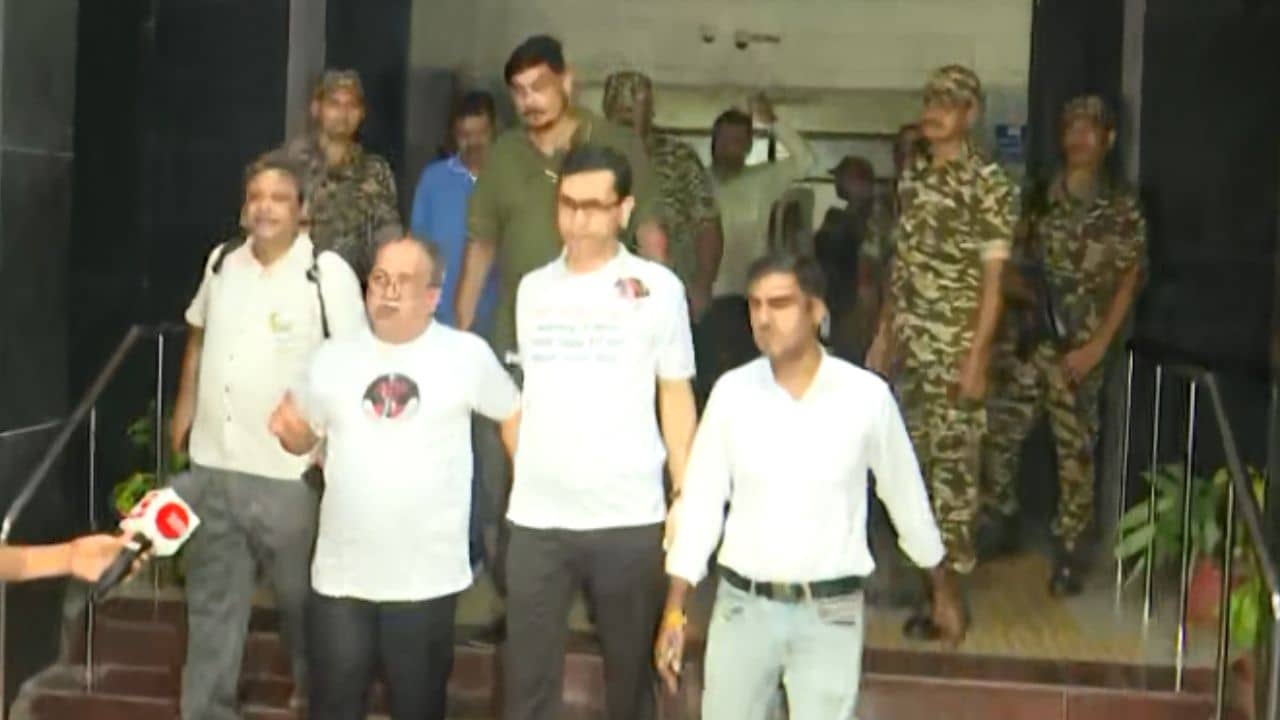 RG Kar: নেংটি থেকে ধেড়ে সকলের নাম দিয়ে এসেছি, CBI-কে কাদের তালিকা পাঠিয়েছেন তা খোলসা করলেন ডাক্তাররা