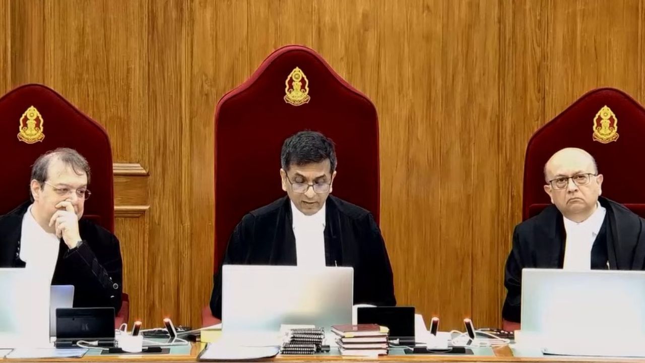 Supreme Court: আরজি কর মামলায় কোন বড় তথ্য এল হাতে? সুপ্রিম কোর্টে জানাল সিবিআই Supreme Court: আরজি কর মামলায় কোন বড় তথ্য এল হাতে? সুপ্রিম কোর্টে জানাল সিবিআই