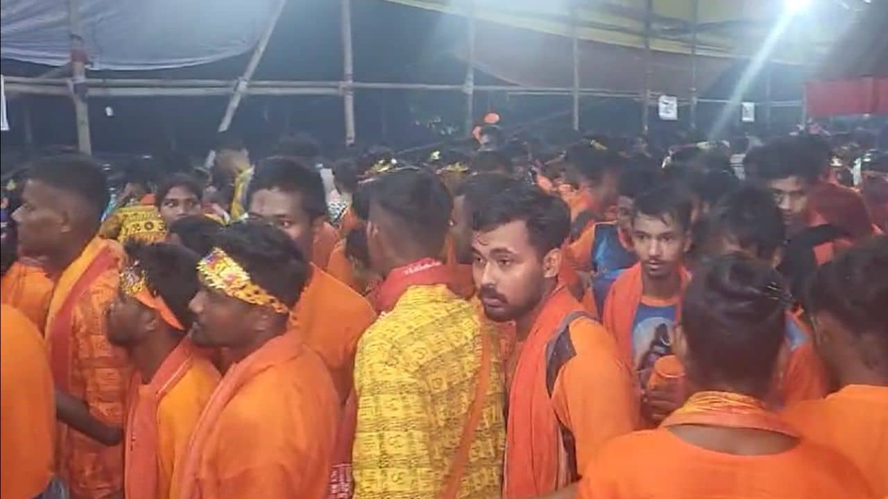 Jalpesh Mandir: জল্পেশভক্তদের সোমবারের ভিড়, ওদিকে তিস্তায় বাড়ছে জল... সতর্ক পুলিশ