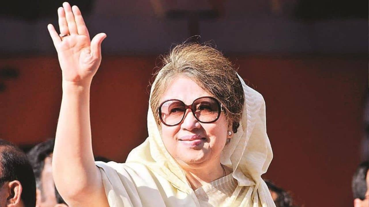 Khaleda Zia: মুক্তি পেলেন খালেদা জিয়া, বাংলাদেশে নতুন অধ্যায় এবার?