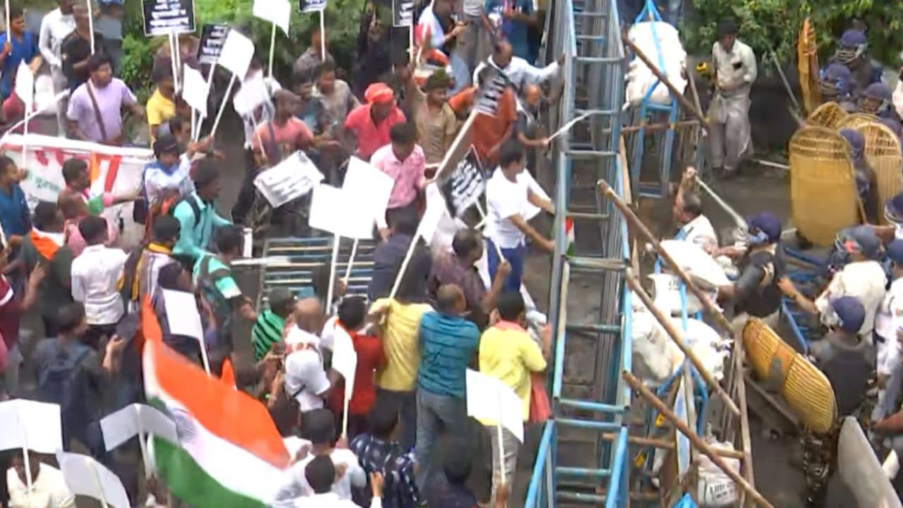 Nabanna Abhijan: গুলি করলে বুক পেতে মেনে নেব তবু হটব না